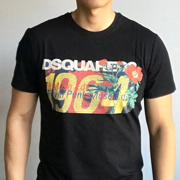 DSQUARED Other - 🤩DSQUARED2🤩Black Hawaii Crewneck T-shirt